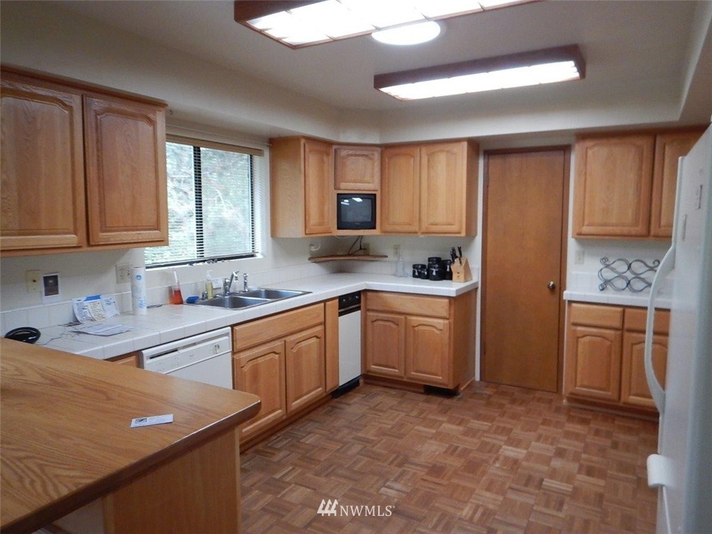 272 Ivan Road Friday Harbor, WA 98250 - Photo 3 of 9 Gallery Image 3