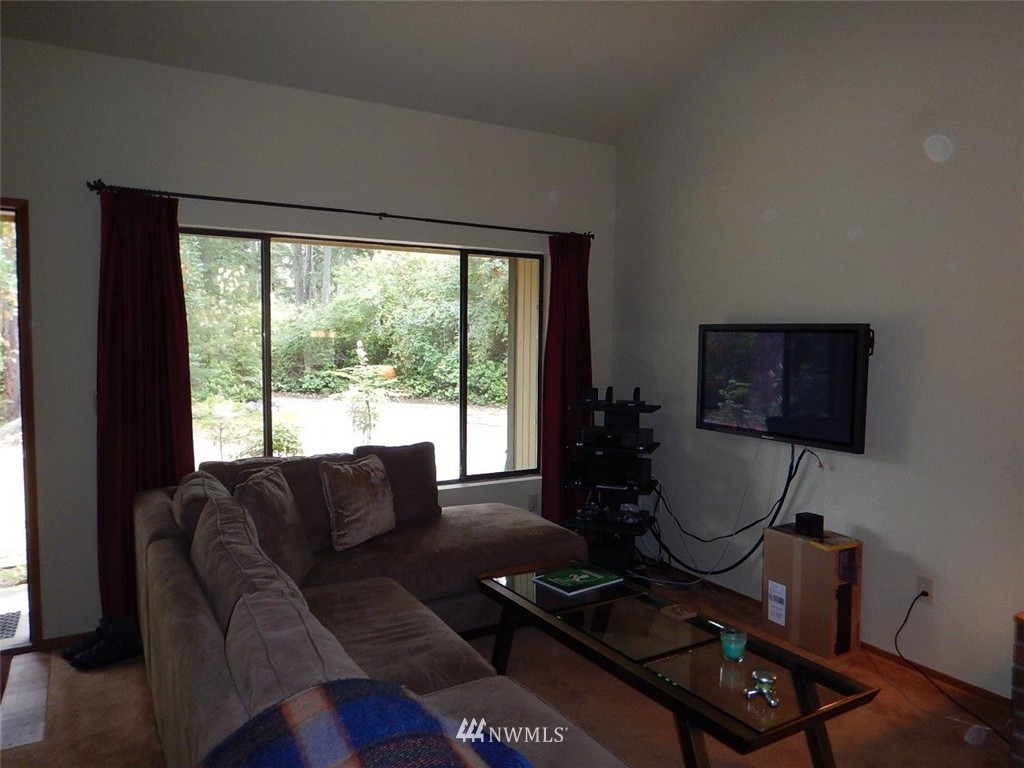 272 Ivan Road Friday Harbor, WA 98250 - Photo 6 of 9 Gallery Image 6