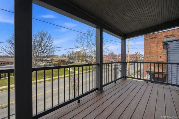 $1,950 | 45 South Robinson Avenue, Unit 2, Newburgh, NY 12550