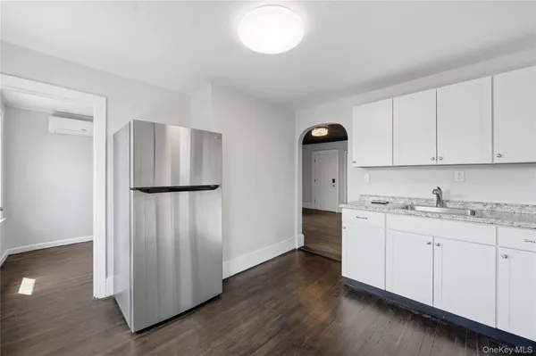 $1,950 | 45 South Robinson Avenue, Unit 2, Newburgh, NY 12550