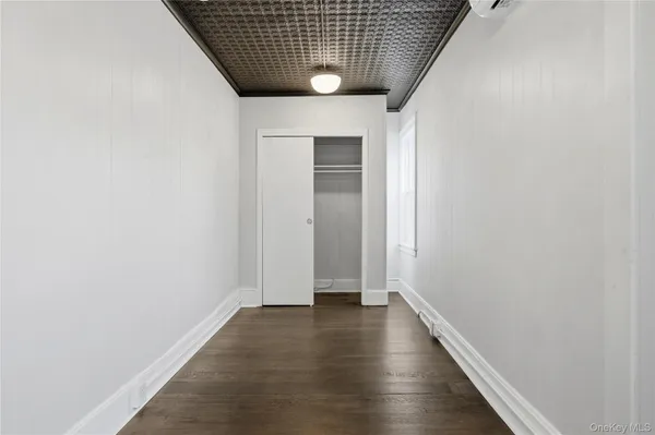 $1,950 | 45 South Robinson Avenue, Unit 2, Newburgh, NY 12550