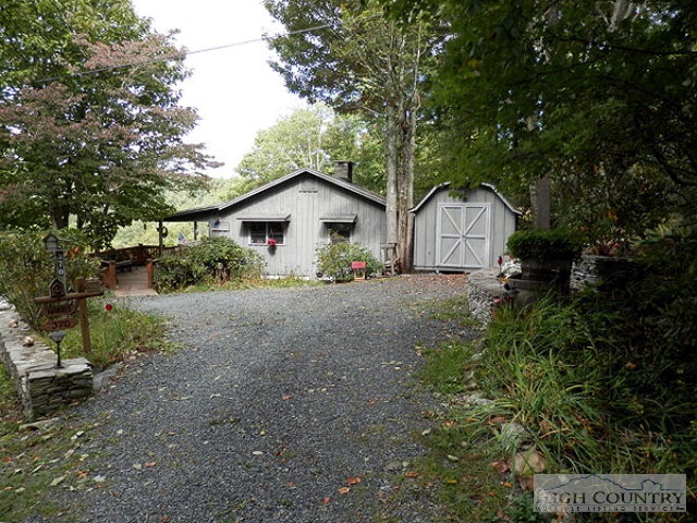 370 Hound Ears Road Boone, NC 28607 - Photo 24 of 31 Gallery Image 24