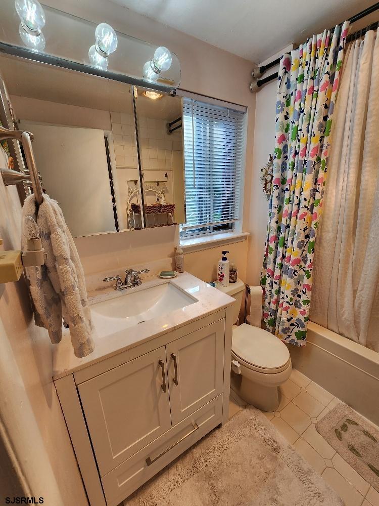 63 Cranford Road Turnersville, NJ 08012 - Photo 32 of 35 a bathroom with a sink toilet and shower