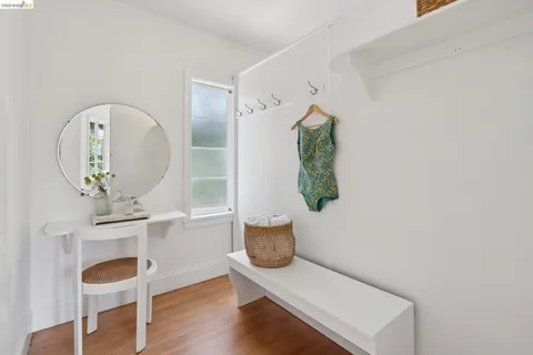 $5,495,000 | 10 Muir Avenue, Piedmont, CA 94610
