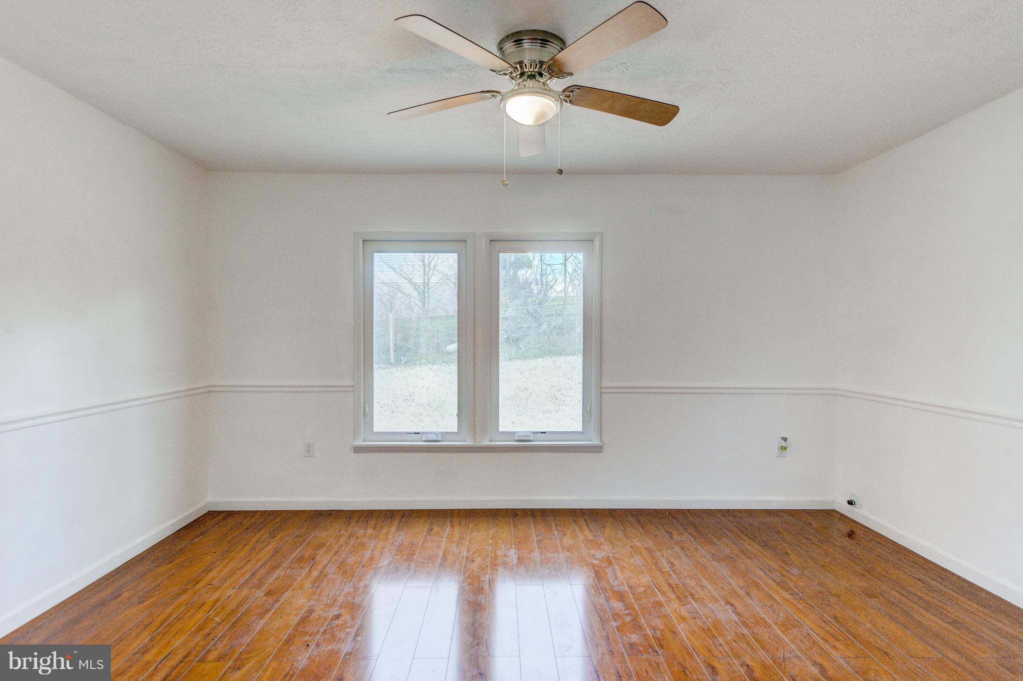 7105 Chamberlain Road Windsor Mill, MD 21244 - Photo 22 of 38