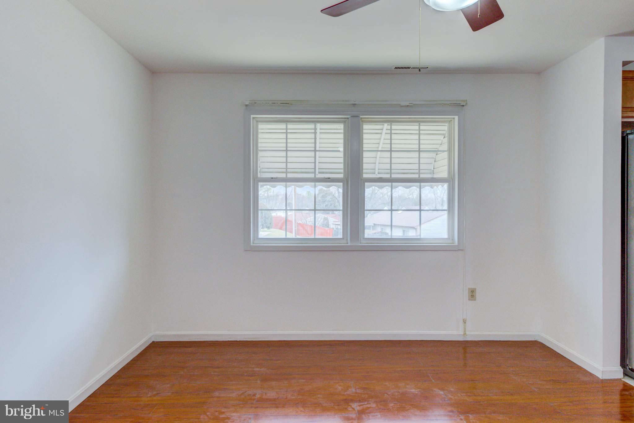 7105 Chamberlain Road Windsor Mill, MD 21244 - Photo 23 of 38