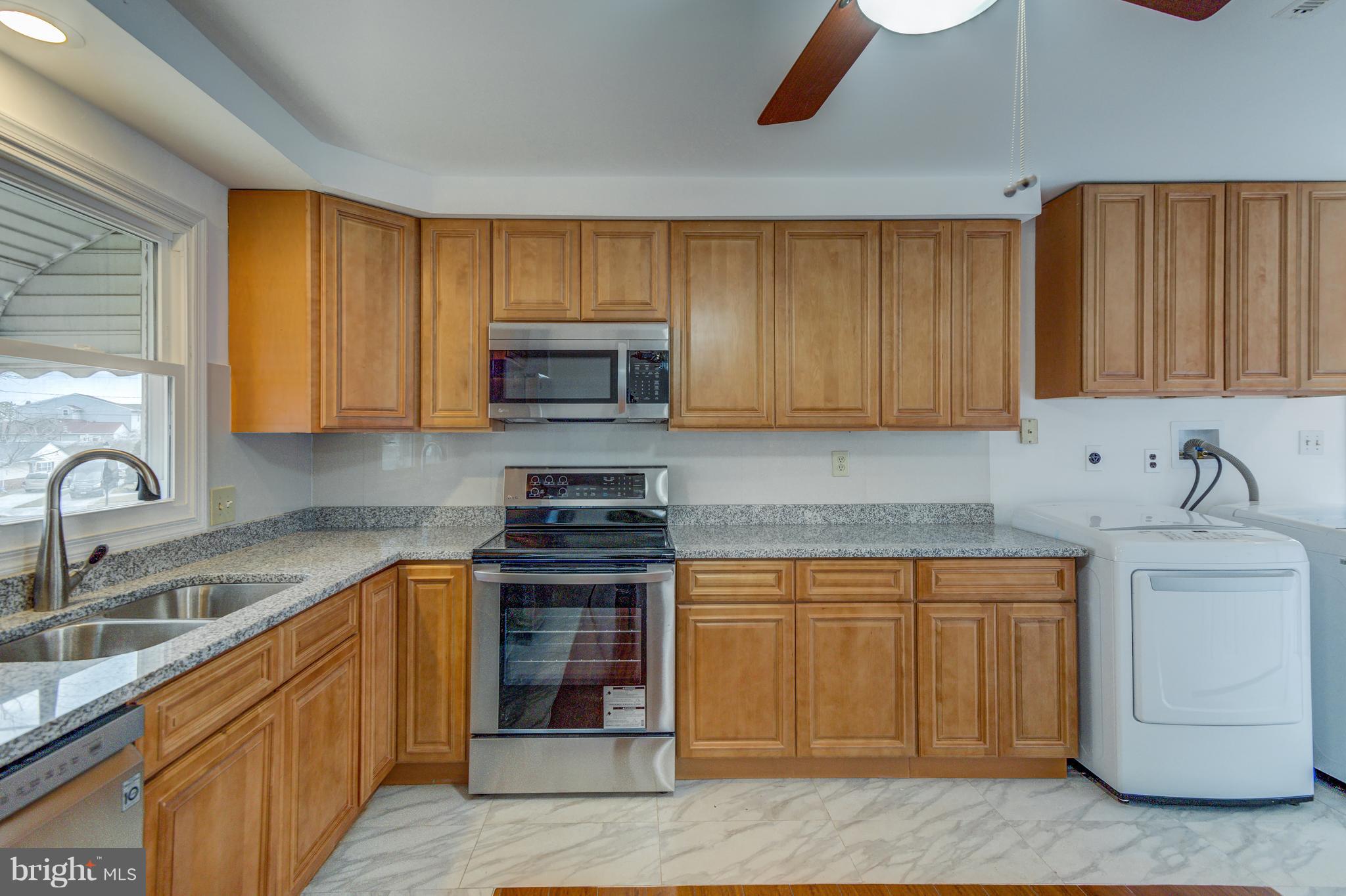 7105 Chamberlain Road Windsor Mill, MD 21244 - Photo 7 of 38 Granite Counter Tops