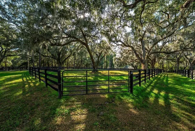 $1,850,000 | 8583 Northwest 130th Street, Reddick, FL 32686