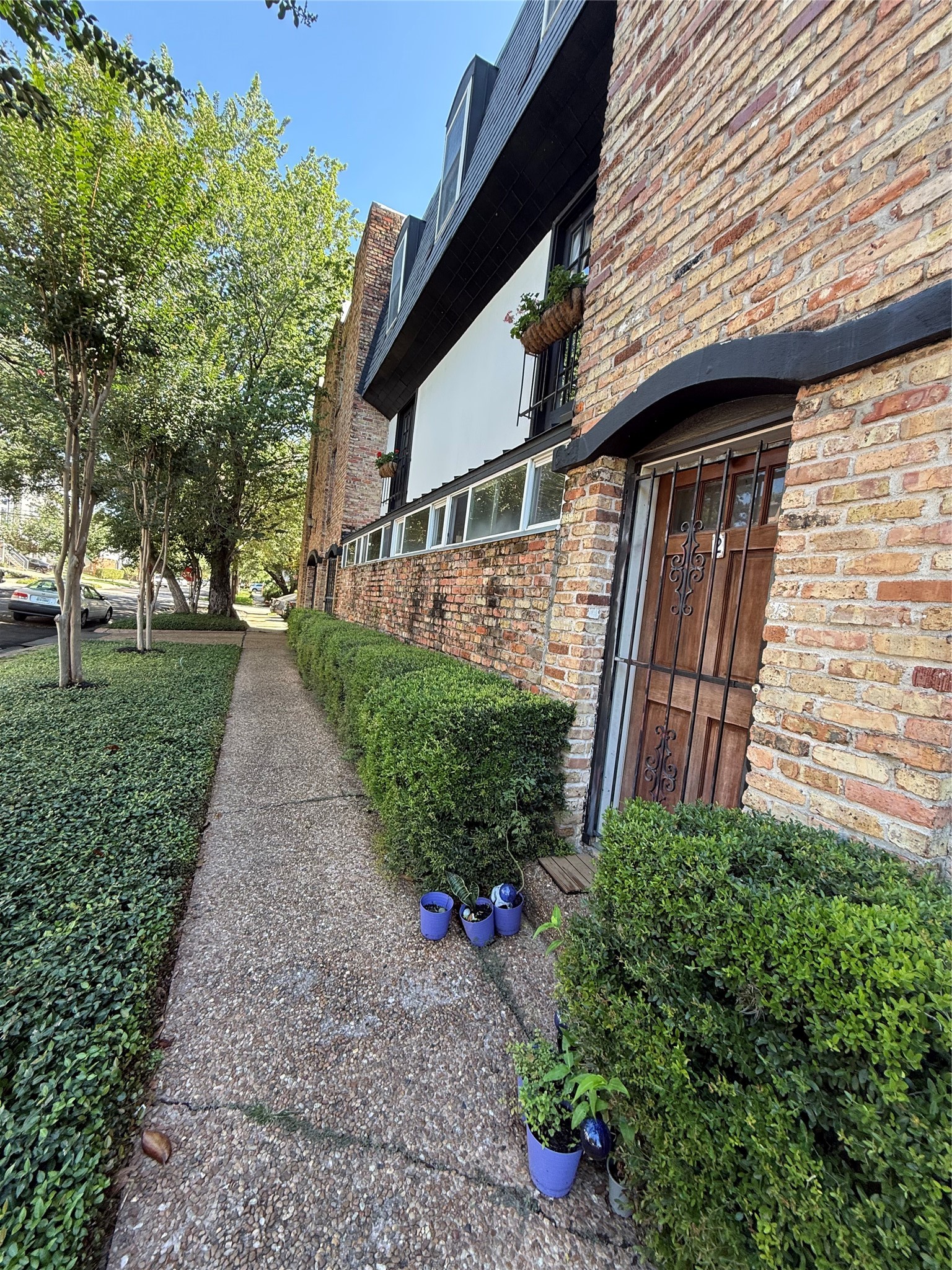 1909 Brun Street, Unit 4 Houston, TX 77019 - Photo 47 of 50