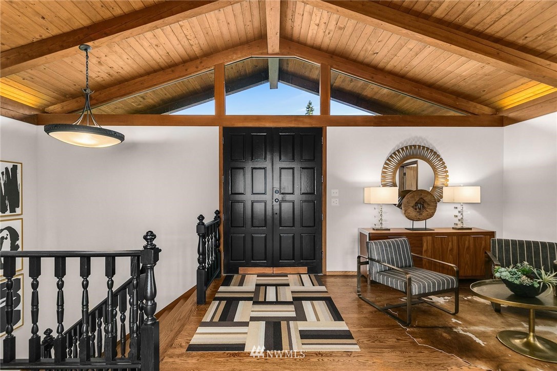 16900 Talbot Road Edmonds, WA 98026 - Photo 6 of 40 a front view of a house with entryway