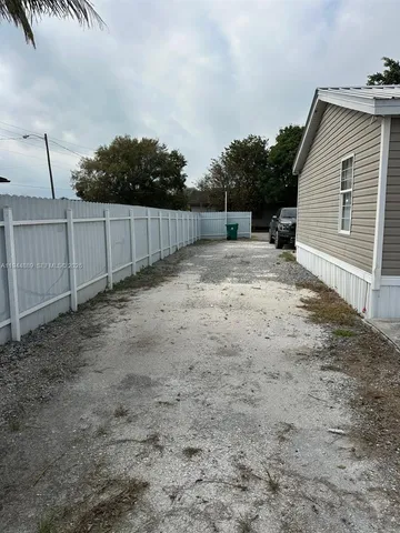 $249,000 | 1122 Johnson Road, Clewiston, FL 33440