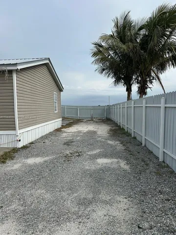 $249,000 | 1122 Johnson Road, Clewiston, FL 33440