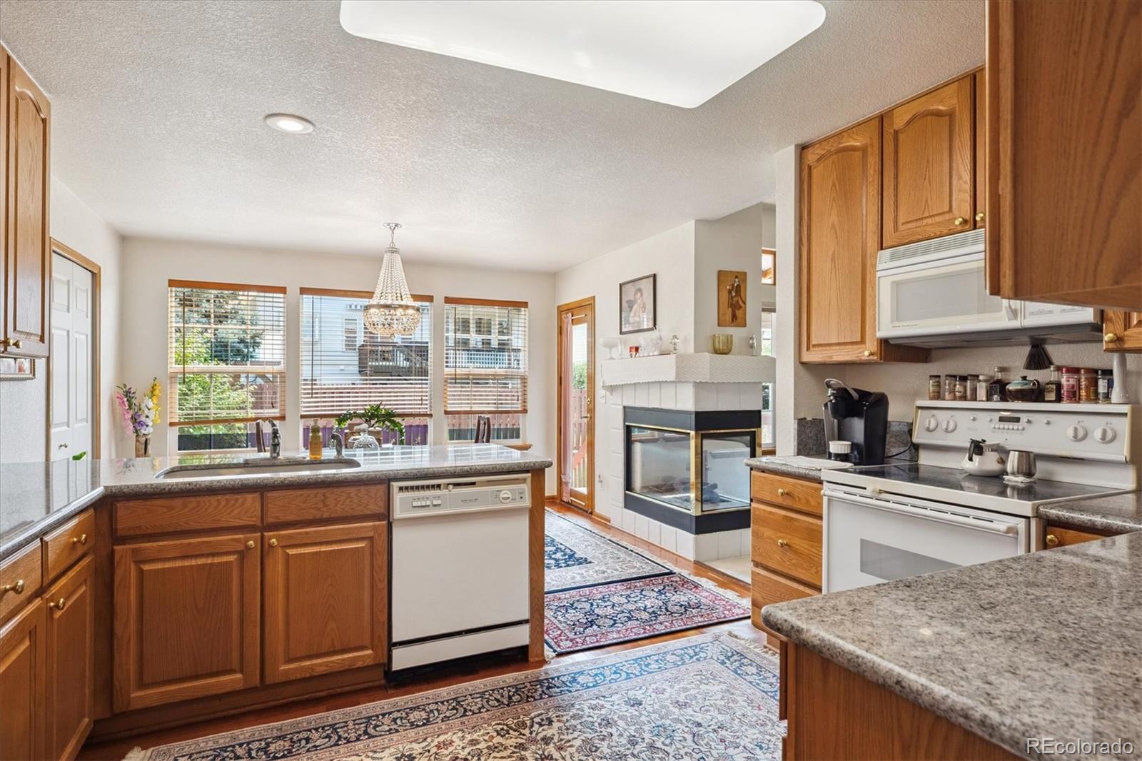 8950 Xavier Street Westminster, CO 80031 - Photo 11 of 32