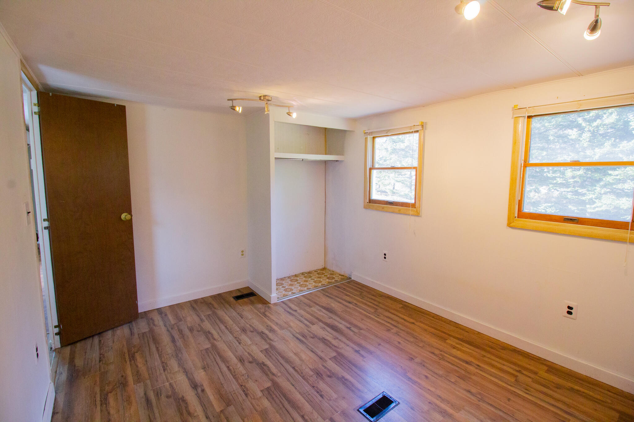 238 Swan Road Hermon, ME 04401 - Photo 21 of 45 IMG_2711