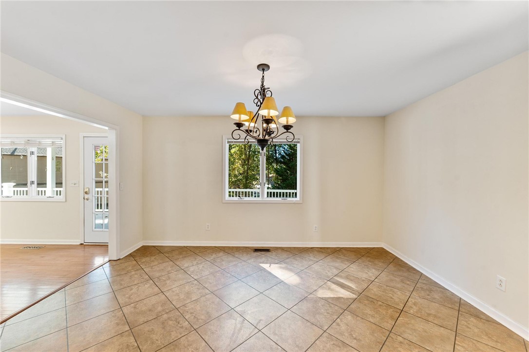211 Wynmere Way Seneca, SC 29672 - Photo 13 of 49