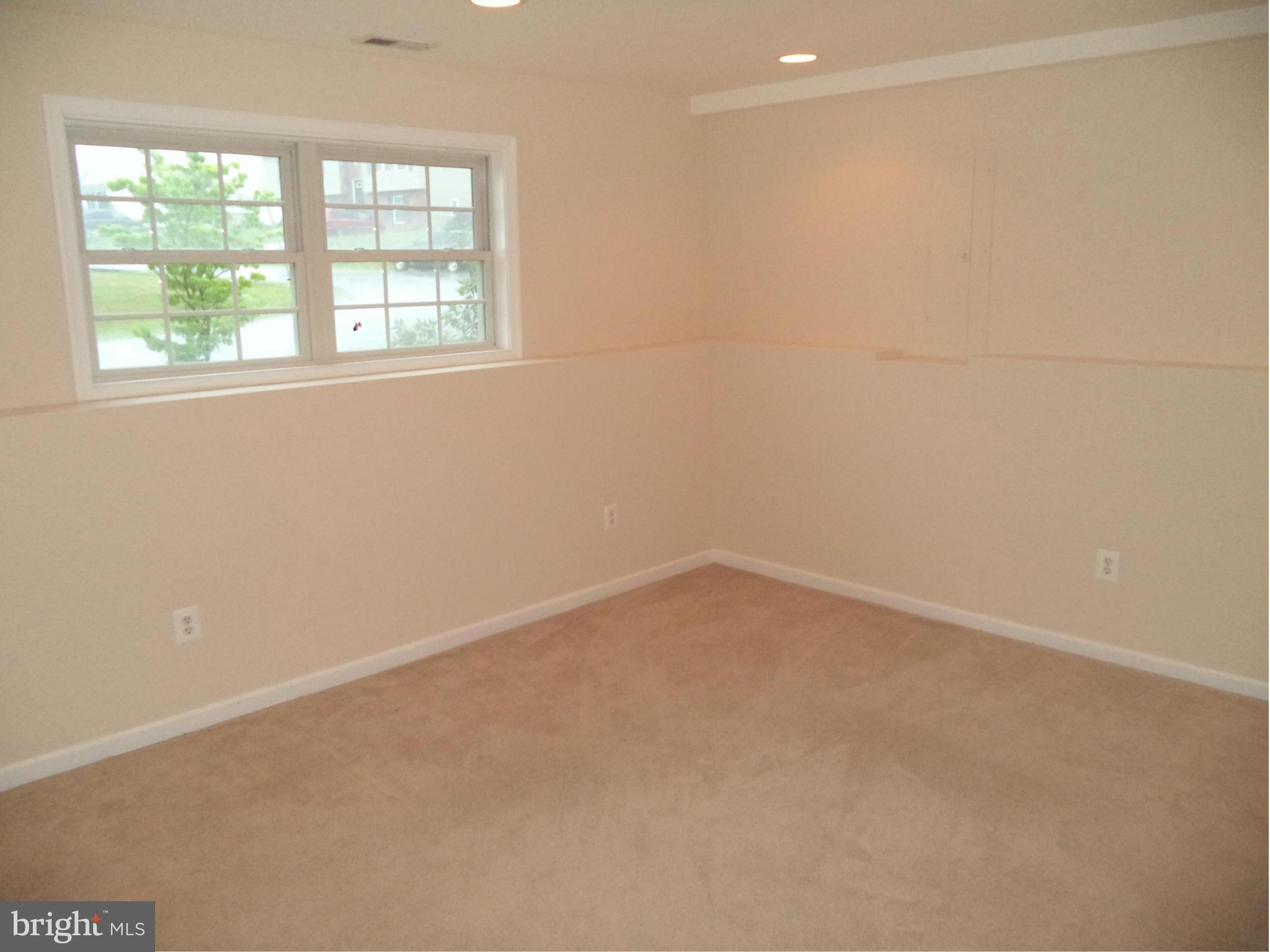 80 Ford Inwood Wv 25428 Inwood, WV 25428 - Photo 18 of 24 an empty room with a window