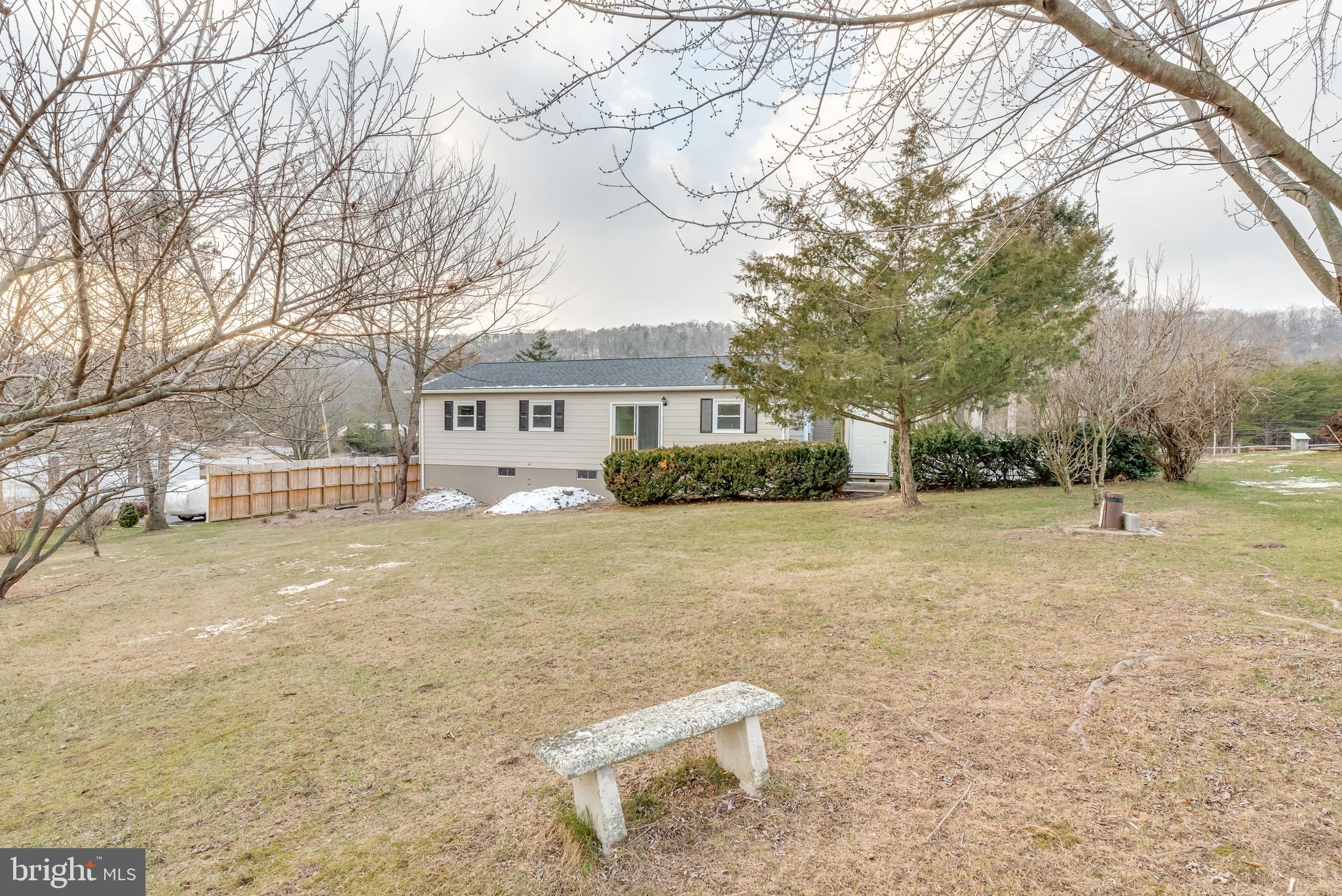 6247 Valley Road Berkeley Springs, WV 25411 - Photo 3 of 29 Gallery Image 3