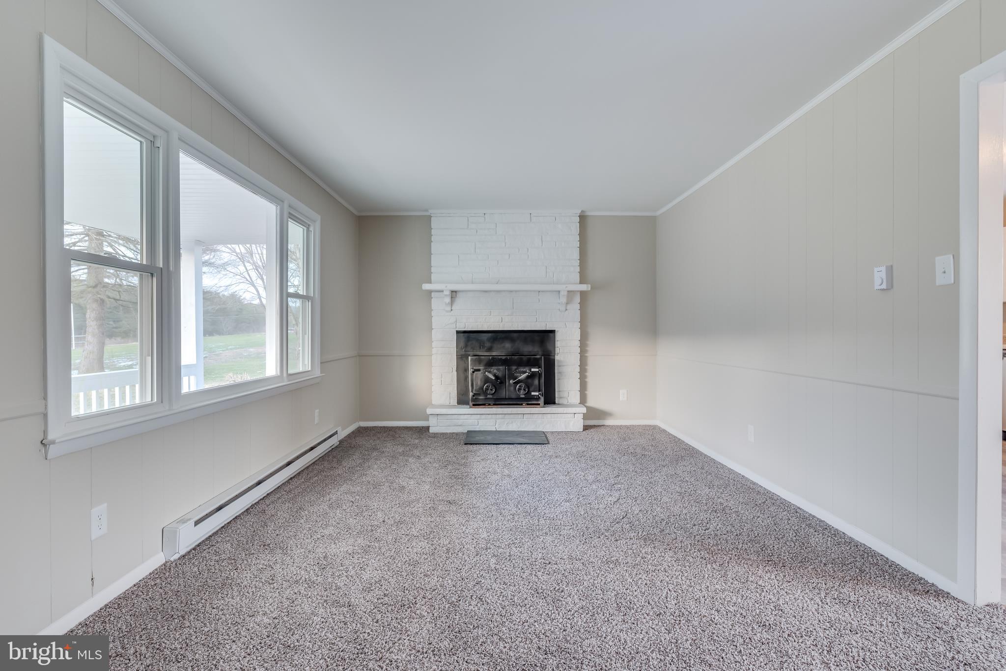 6247 Valley Road Berkeley Springs, WV 25411 - Photo 8 of 29 Gallery Image 8