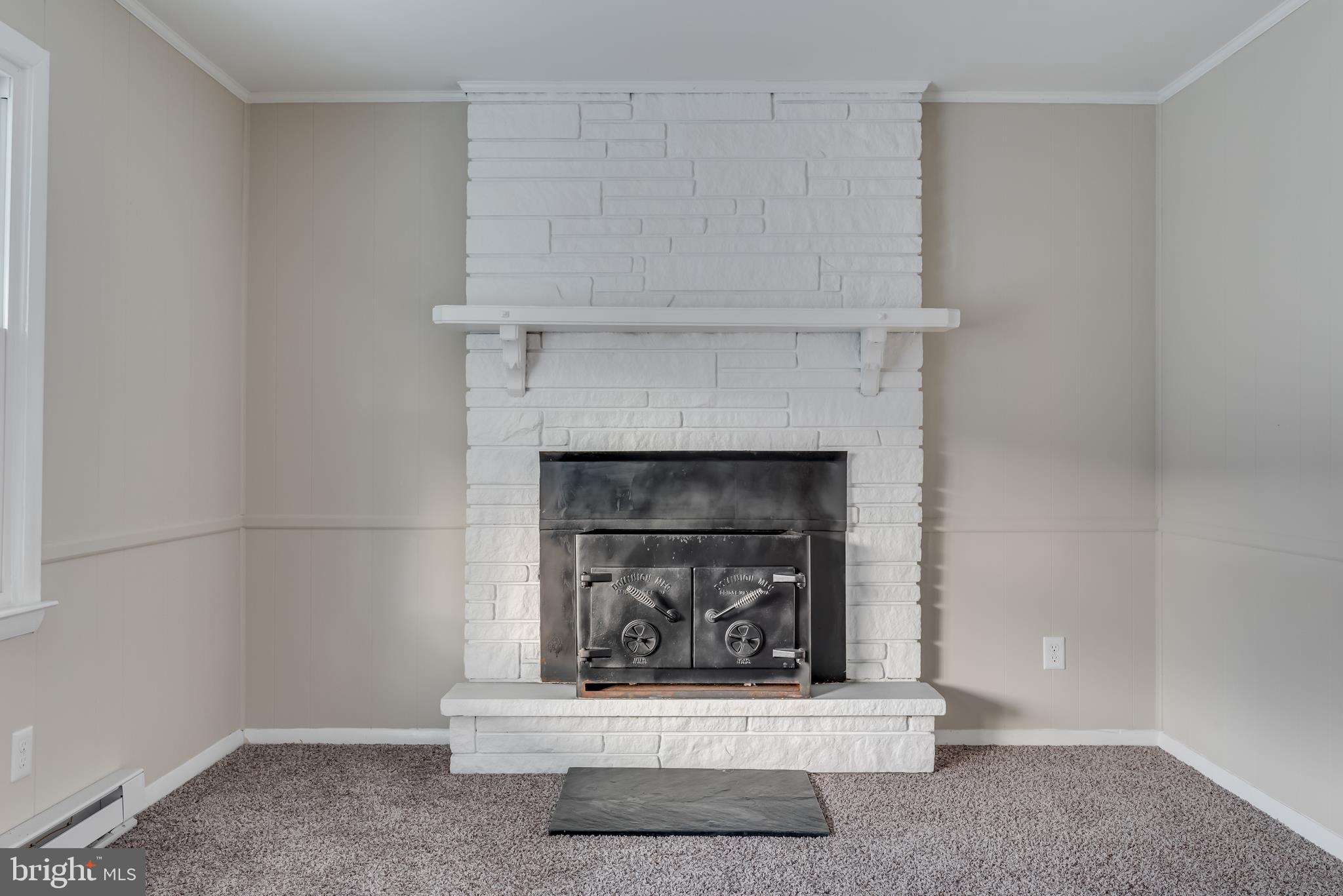 6247 Valley Road Berkeley Springs, WV 25411 - Photo 9 of 29 Gallery Image 9