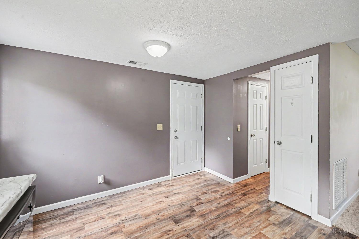 5826 Buckwheat Road Milford, OH 45150 - Photo 8 of 20 Gallery Image 8