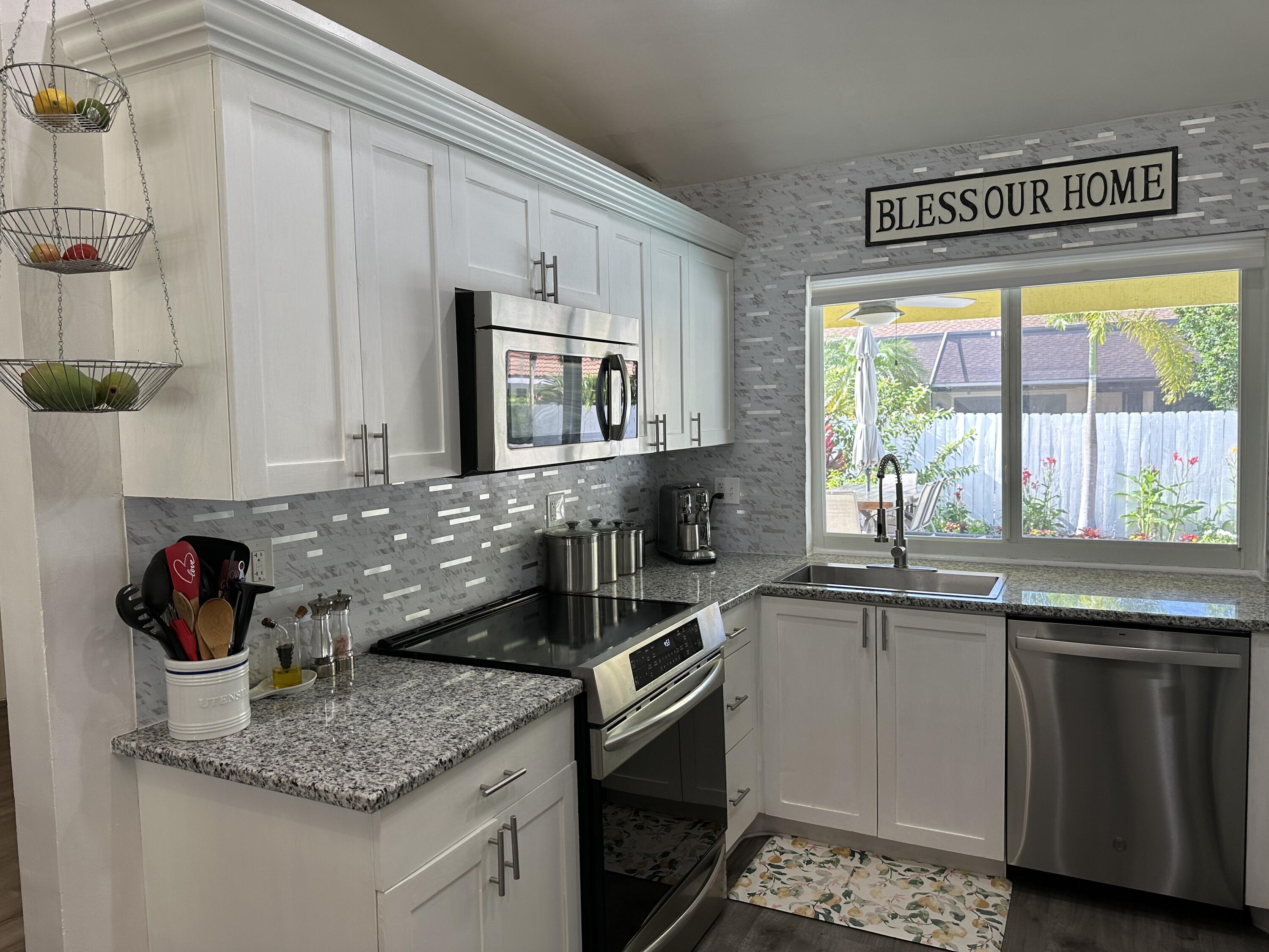 455 Seneca Lane Boca Raton, FL 33487 - Photo 23 of 110 IMG_7039
