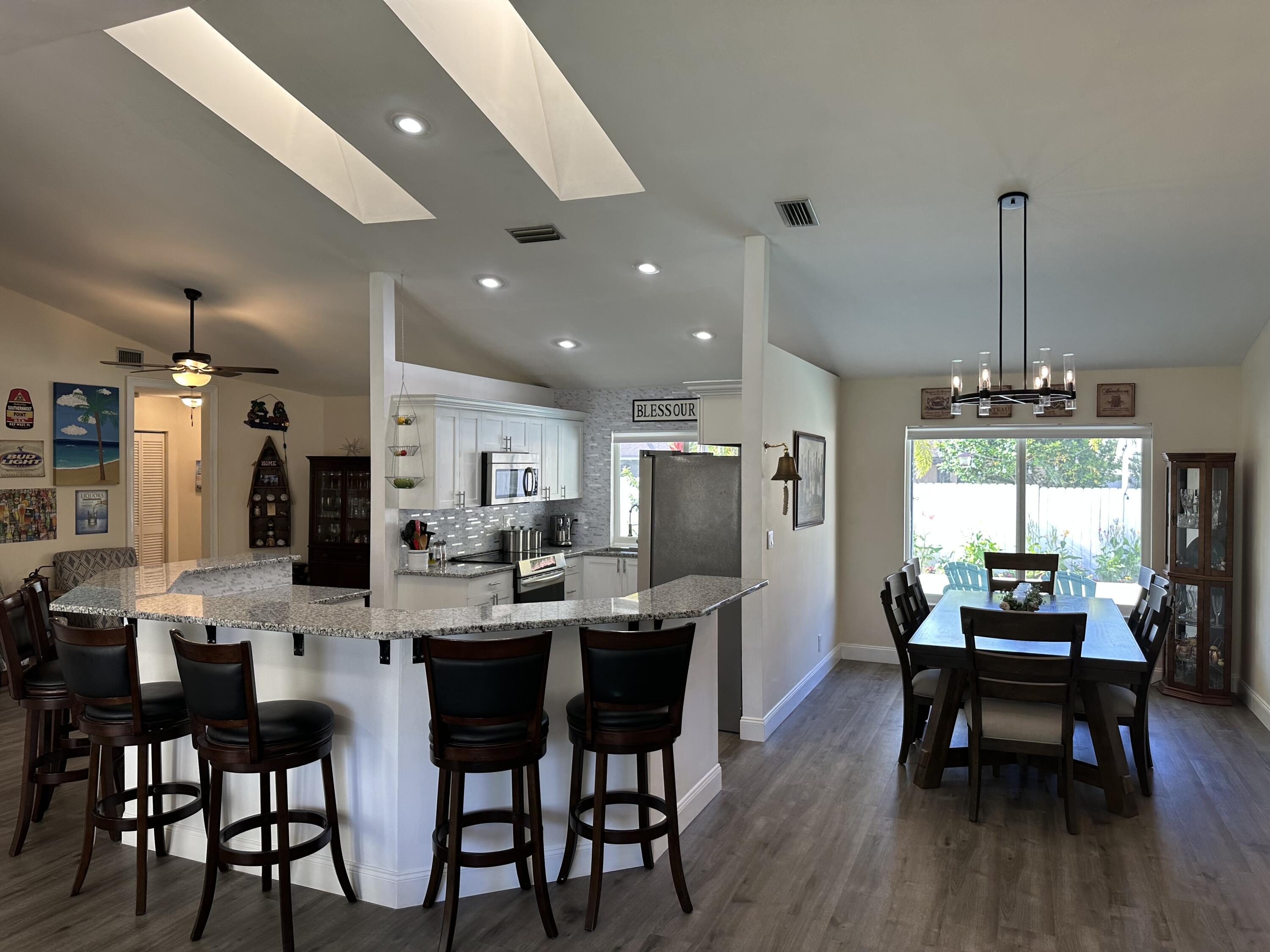 455 Seneca Lane Boca Raton, FL 33487 - Photo 31 of 110 IMG_7071