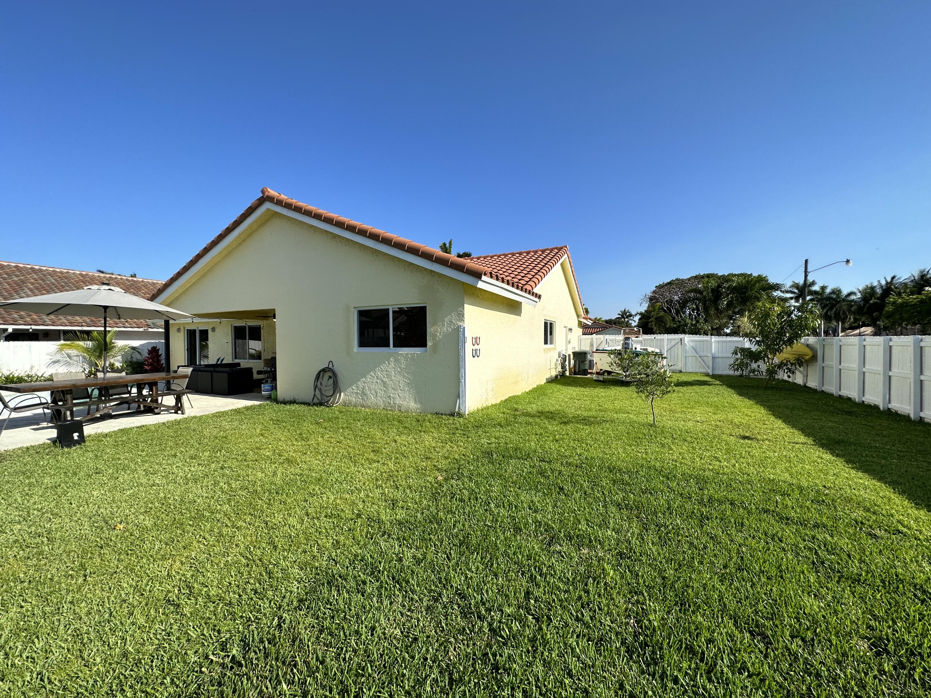 455 Seneca Lane Boca Raton, FL 33487 - Photo 84 of 110 IMG_7116