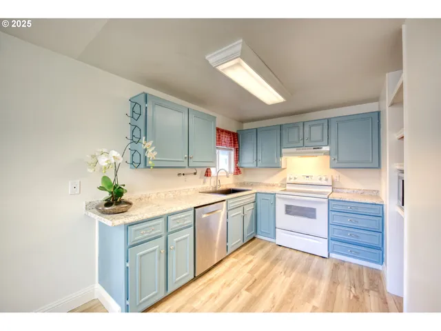 $475,000 | 4501 Southeast Chelsea Street, Milwaukie, OR 97222