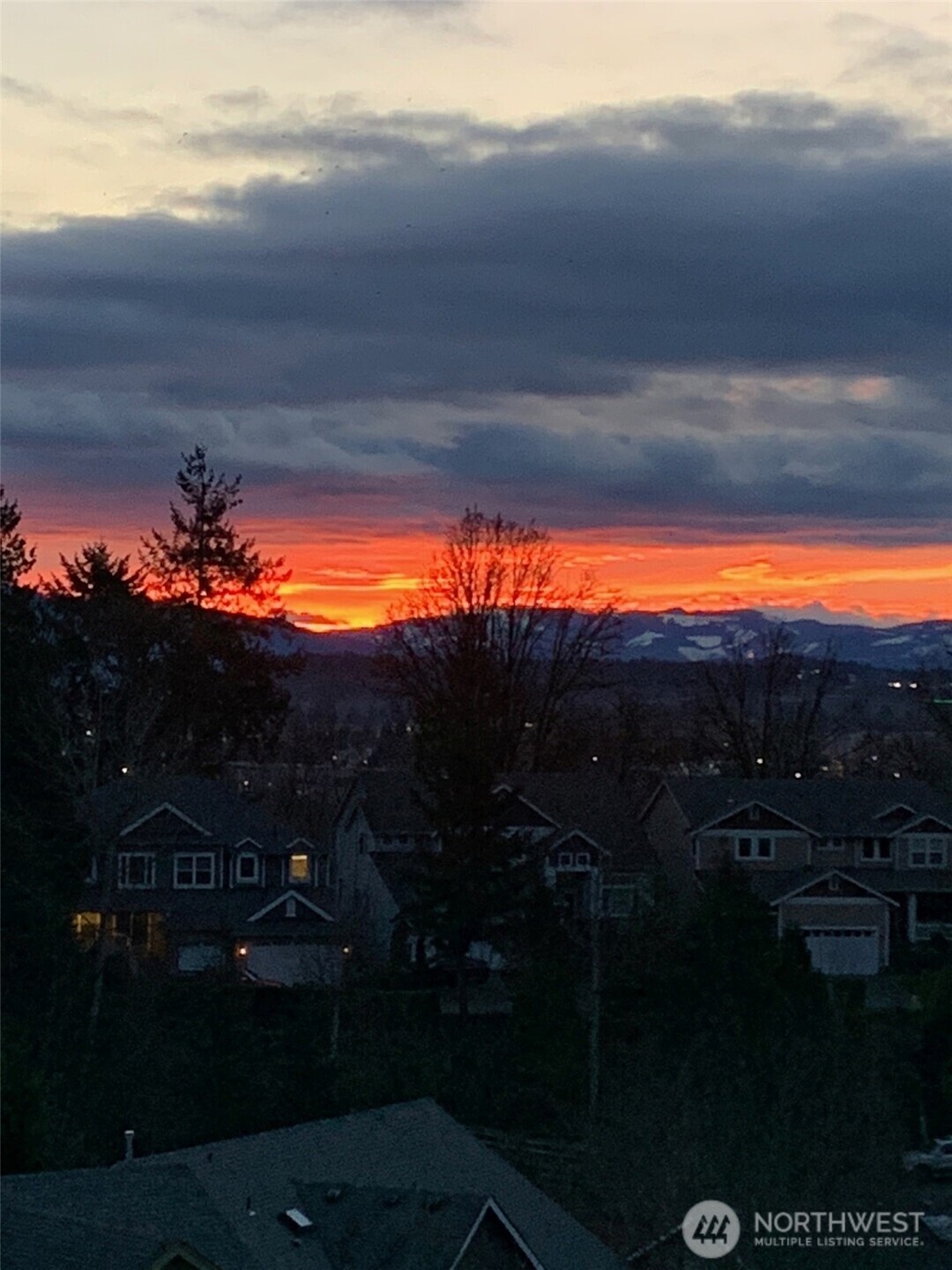1008 R Street Northwest Auburn, WA 98001 - Photo 31 of 32 a view of sunset