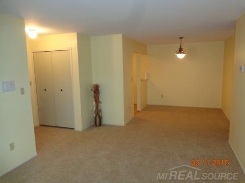 4973 East 10 Mile Road, Unit 14 Warren, MI 48091 - Photo 4 of 17 31248289-3.JPG