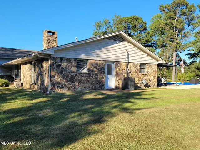 $400,000 | 182 Winfield Drive, Tupelo, MS 38801