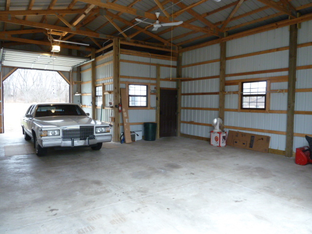 6N476 Thorn Road Hanover Park, IL 60133 - Photo 26 of 35 a view of car garage