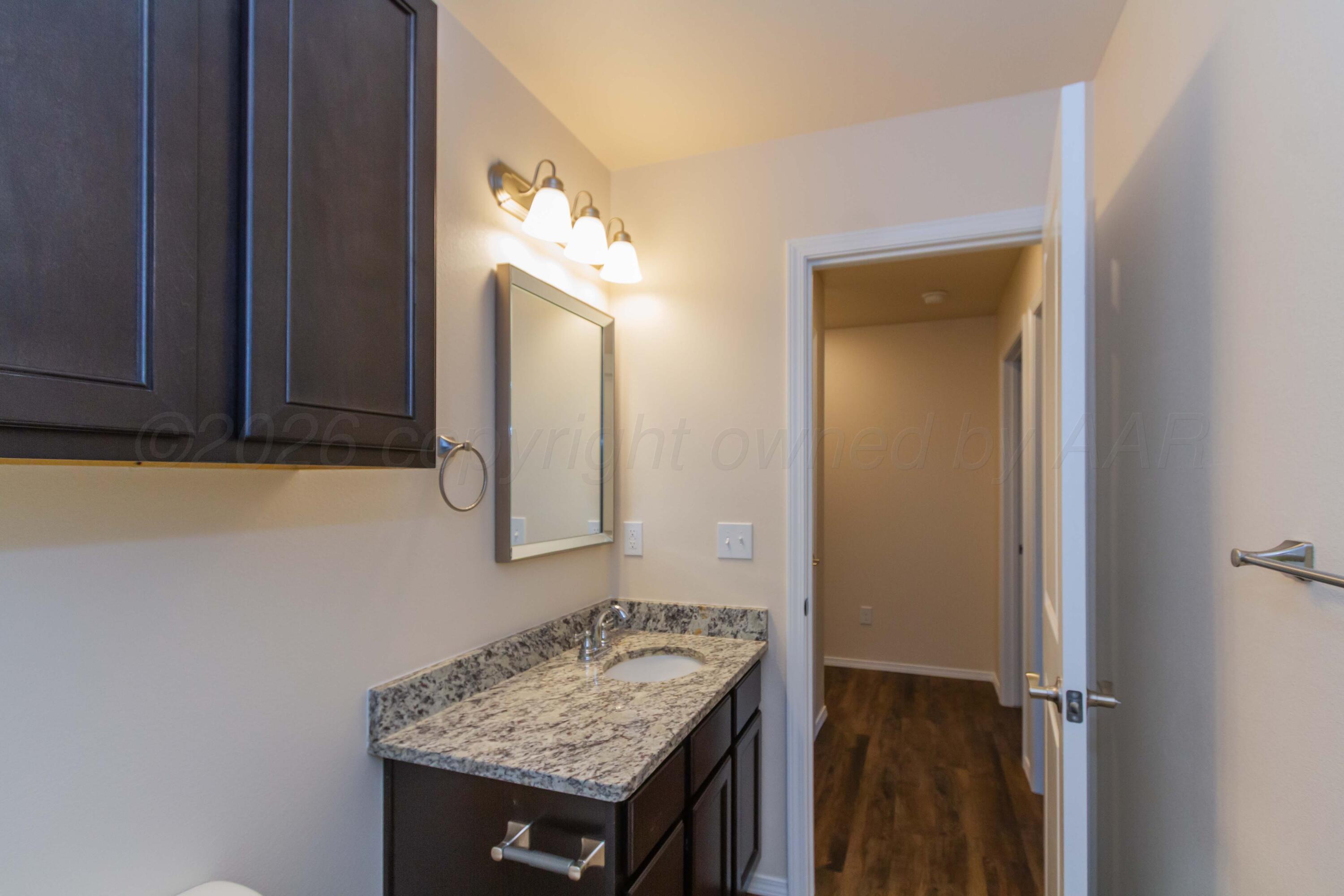 4203 Beacon Road Amarillo, TX 79118 - Photo 29 of 34 BATHROOM 2