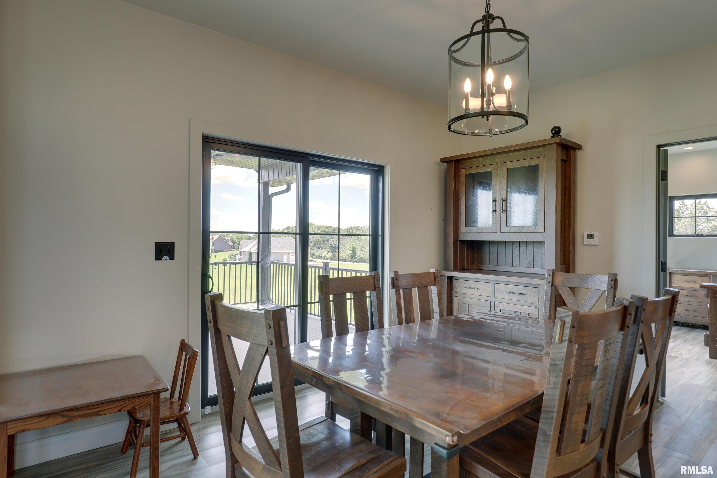 4811 Bitter Court Quincy, IL 62305 - Photo 12 of 38