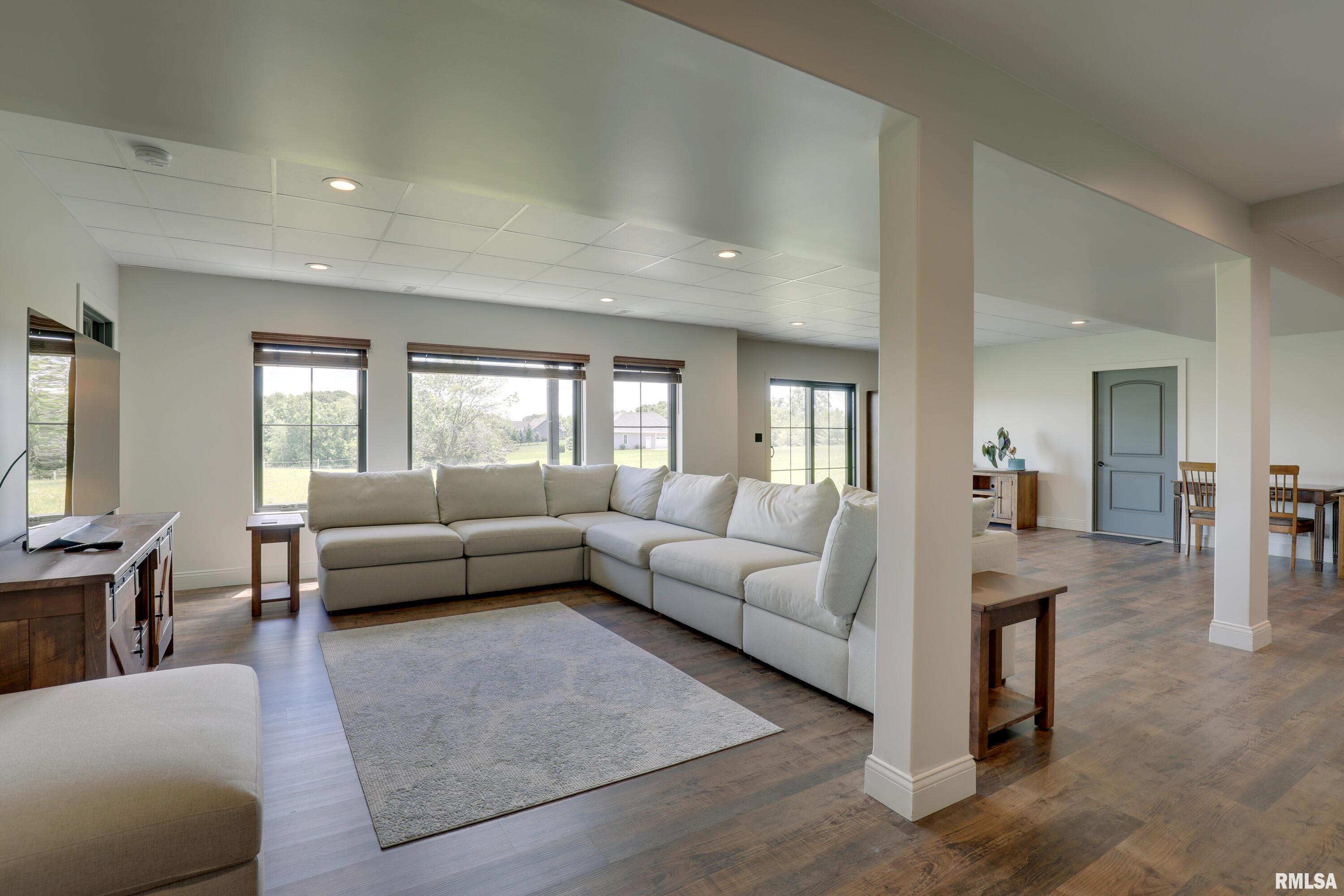 4811 Bitter Court Quincy, IL 62305 - Photo 22 of 38