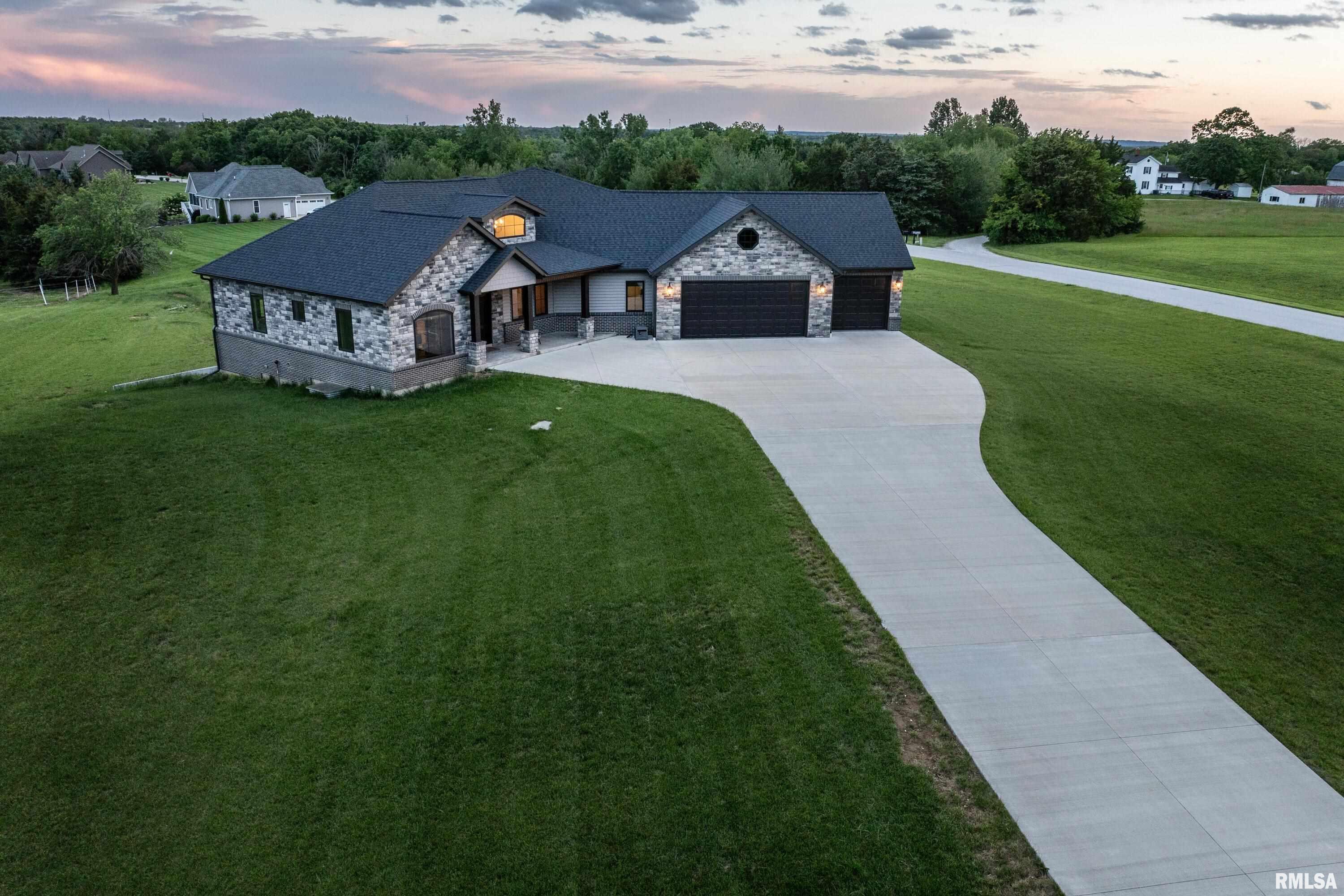 4811 Bitter Court Quincy, IL 62305 - Photo 30 of 38