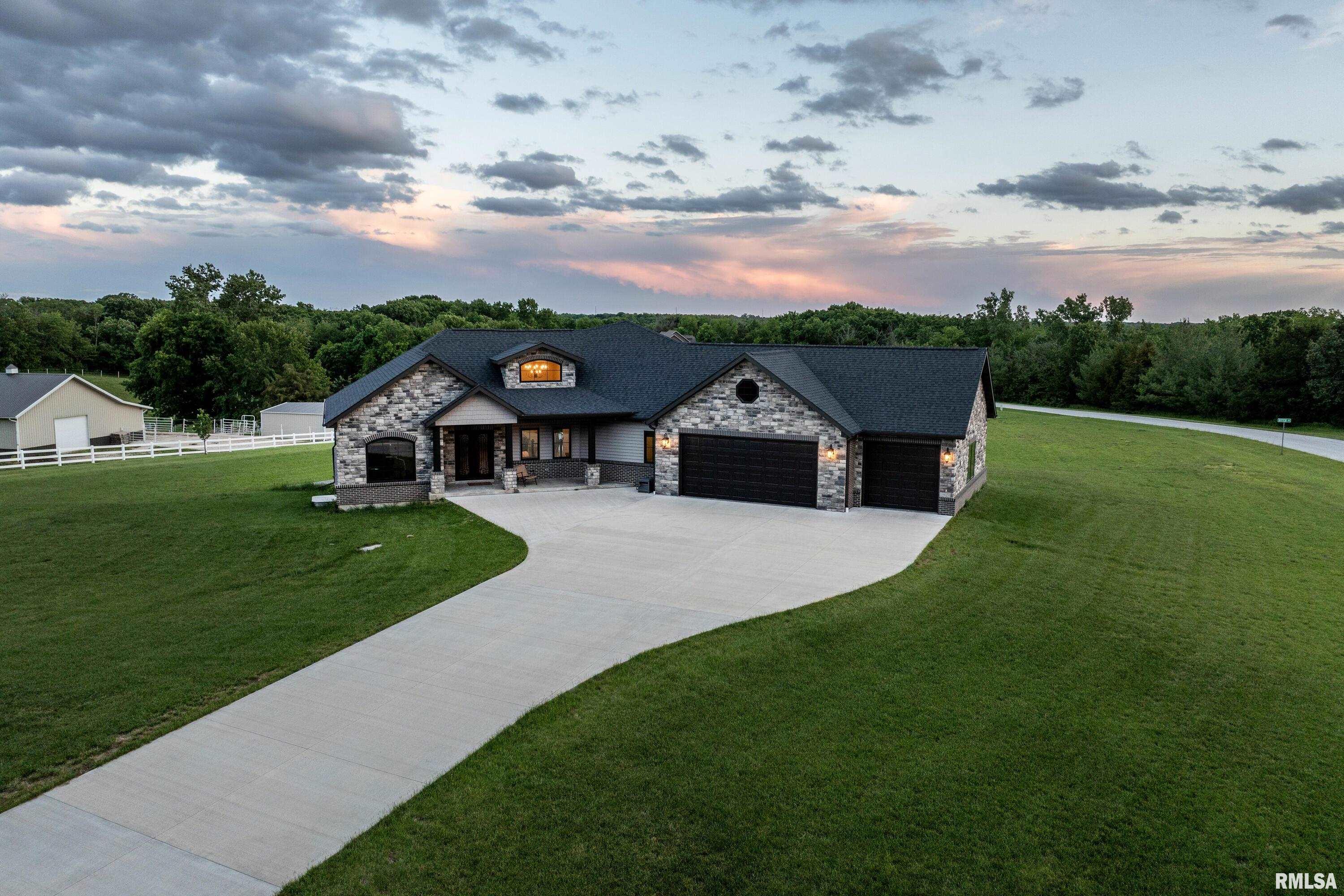 4811 Bitter Court Quincy, IL 62305 - Photo 31 of 38