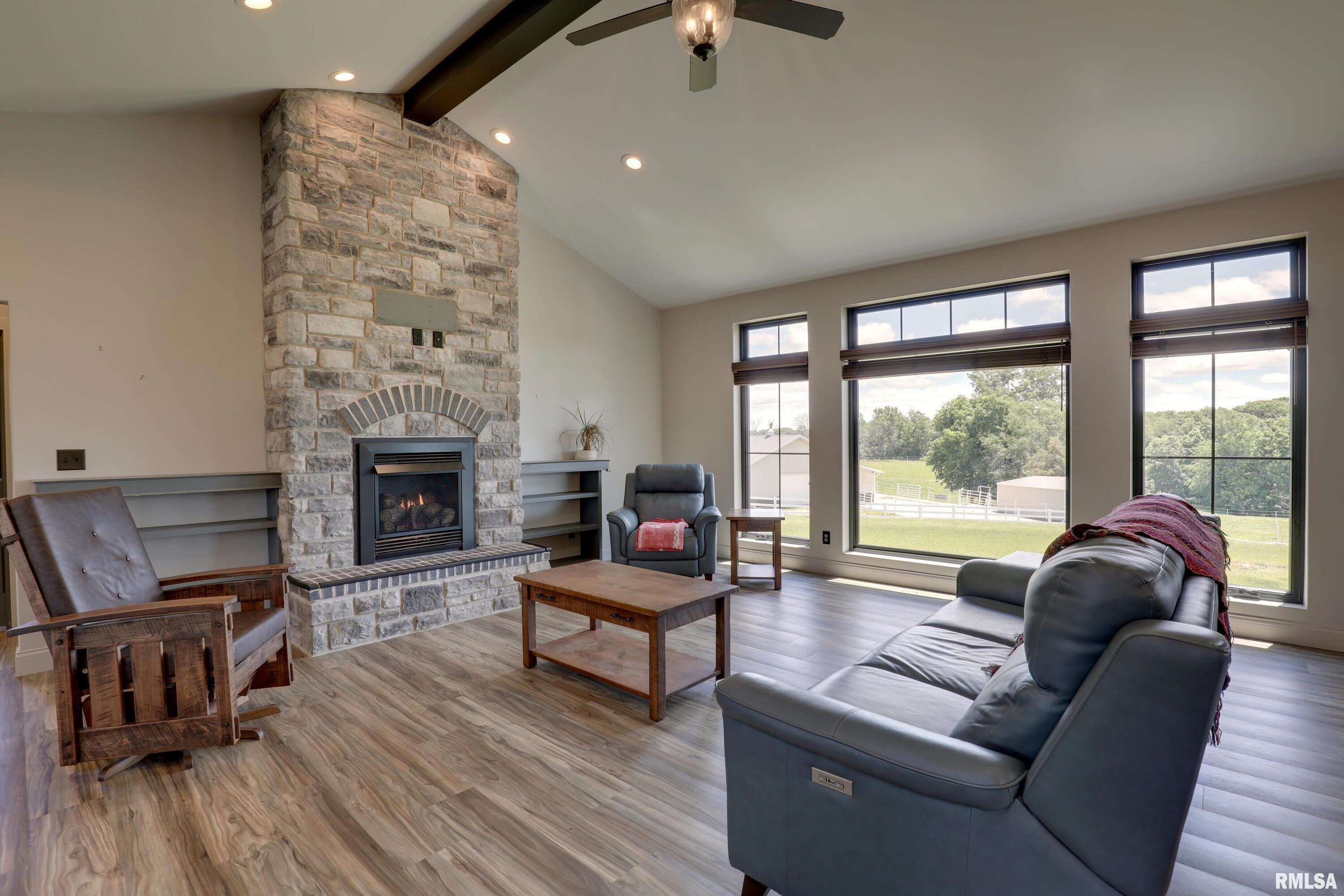 4811 Bitter Court Quincy, IL 62305 - Photo 7 of 38