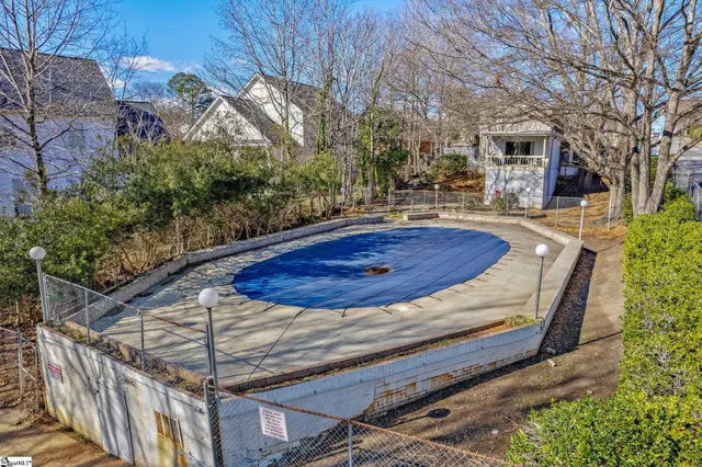 $160,000 | 3706 East North Street, Unit F6, Greenville, SC 29615