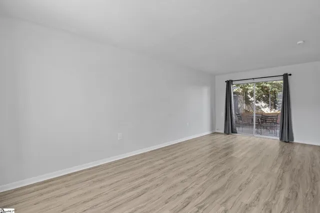 $160,000 | 3706 East North Street, Unit F6, Greenville, SC 29615