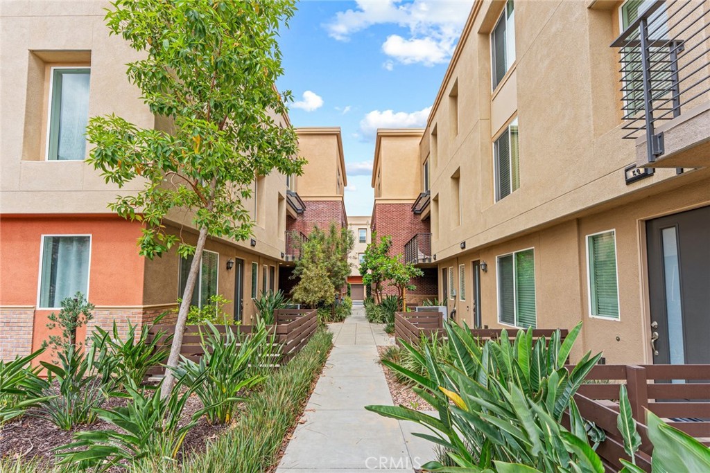 422 West Rte 66, Unit 47 Glendora, CA 91740 - Photo 30 of 31