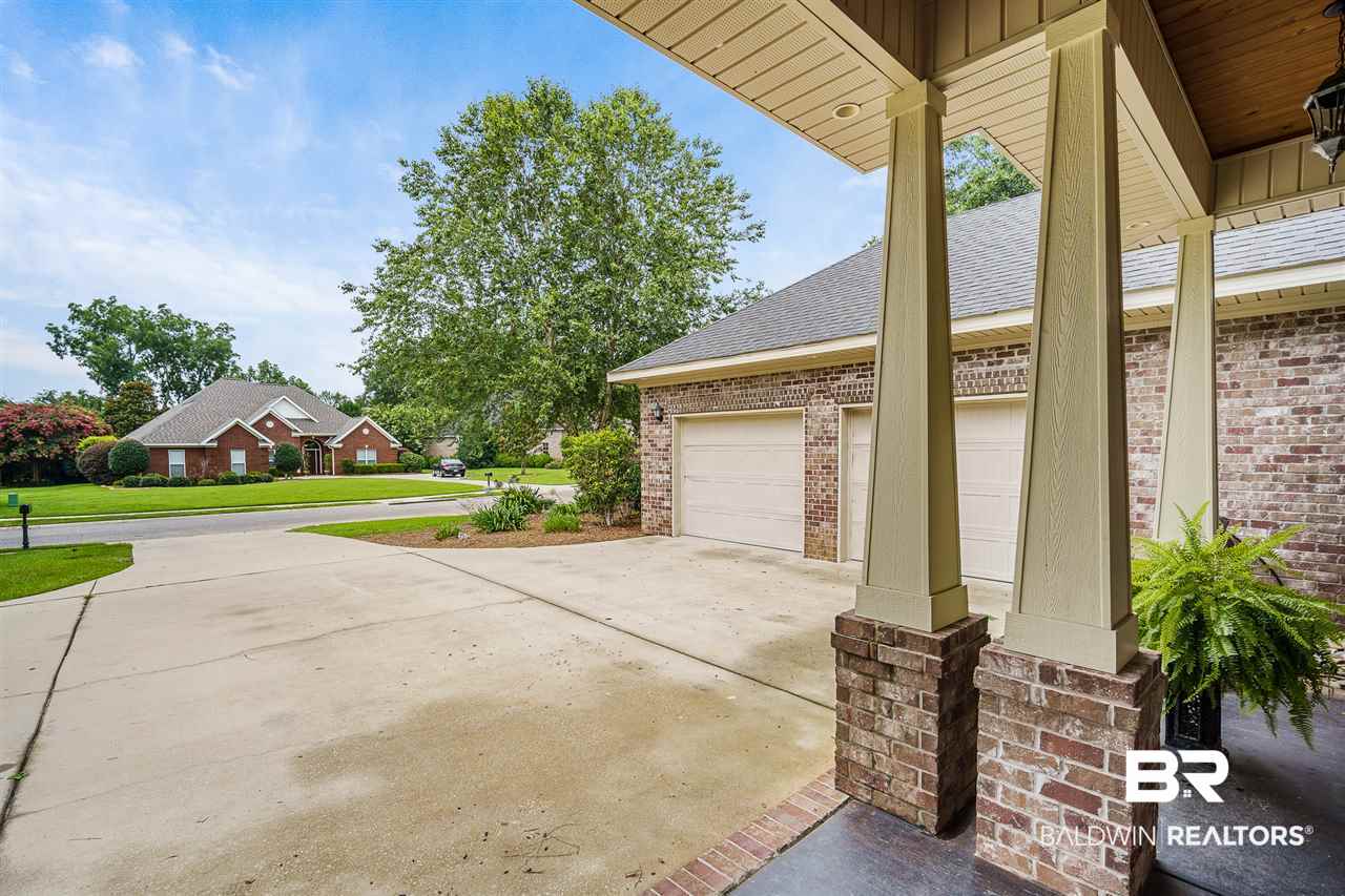 9054 Lake View Drive Fairhope, AL 36532 - Photo 27 of 29 Front porch