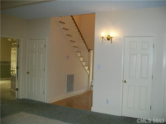 1226 Rabbit Run Road York, SC 29745 - Photo 3 of 15 Gallery Image 3