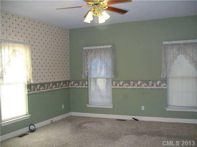 1226 Rabbit Run Road York, SC 29745 - Photo 8 of 15 Gallery Image 8