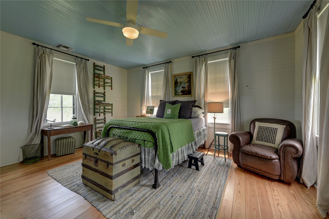 1496 Kramr Road Fayetteville, TX 78940 - Photo 23 of 37