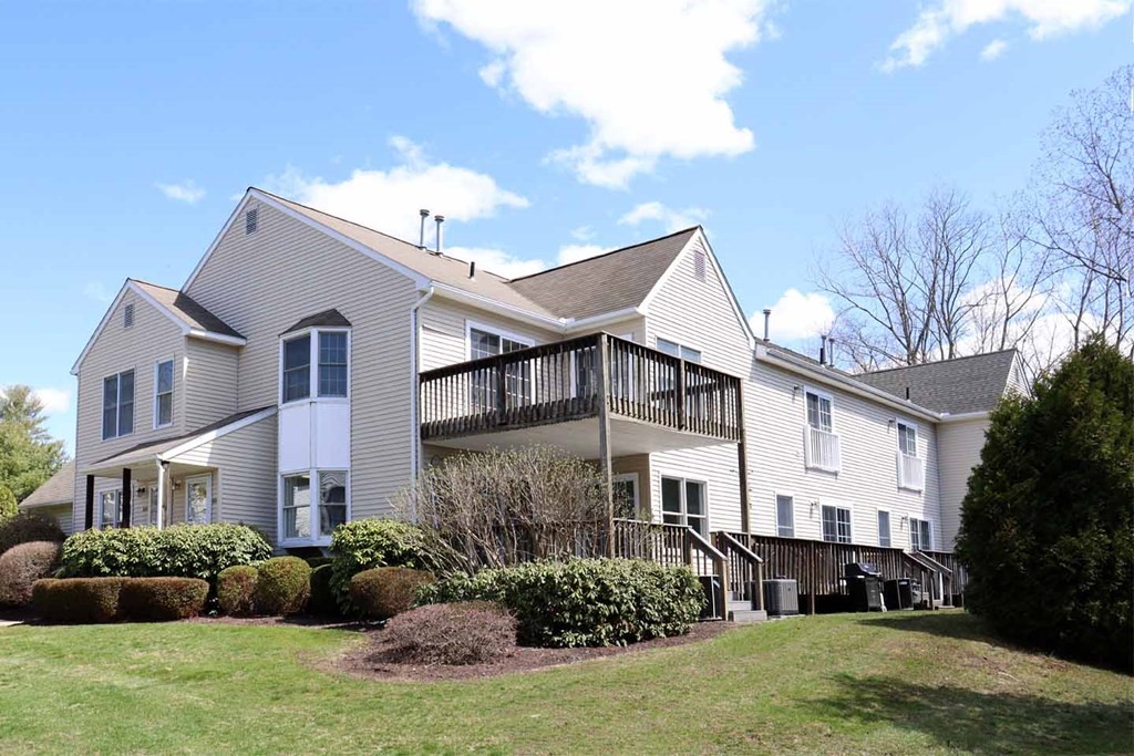 65 Castlegate Drive, Unit A Springfield, MA 01129 - Photo 1 of 28 Gallery Image 1