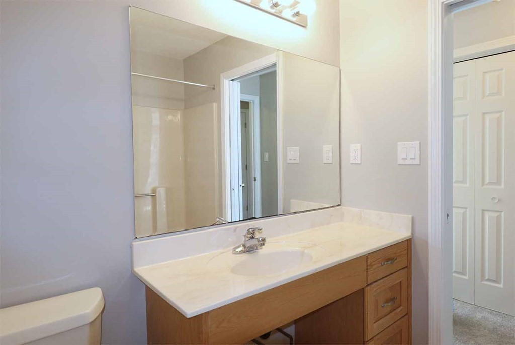 65 Castlegate Drive, Unit A Springfield, MA 01129 - Photo 17 of 28 Gallery Image 17