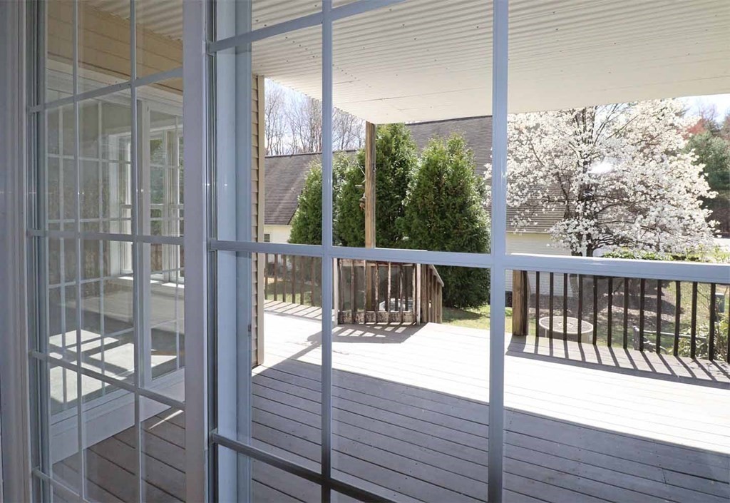 65 Castlegate Drive, Unit A Springfield, MA 01129 - Photo 6 of 28 Gallery Image 6