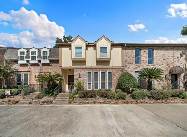 $324,990 | 15167 Kimberley Court, Unit 41, Houston, TX 77079