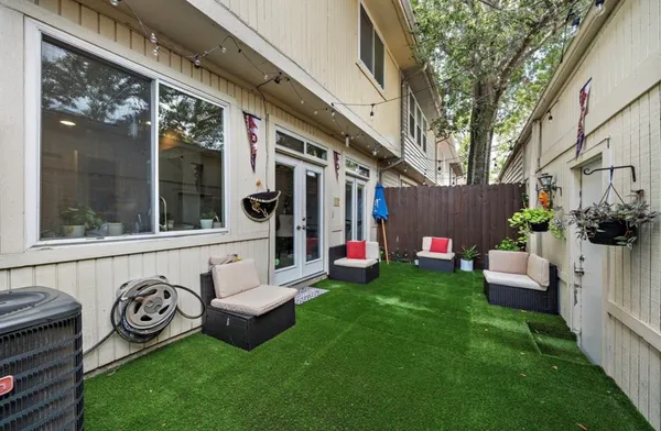 $324,990 | 15167 Kimberley Court, Unit 41, Houston, TX 77079